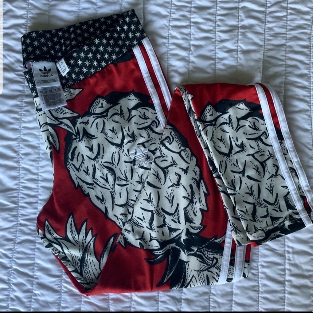 Adidas leggings